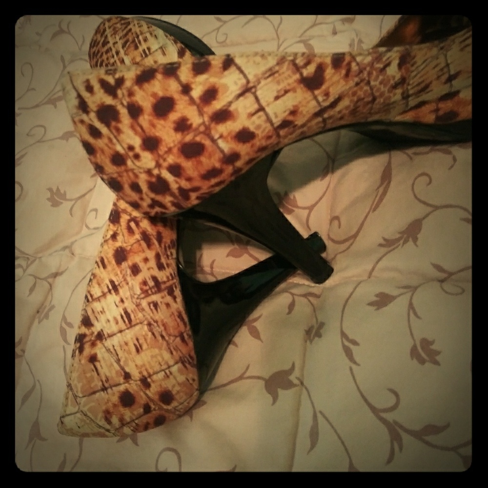 Size 8 Nine West Like New